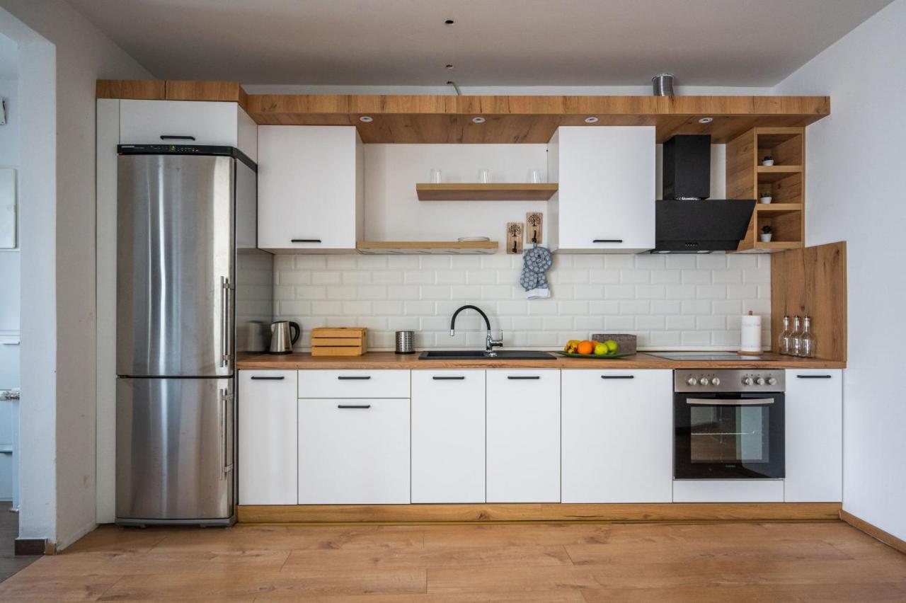 Spacious And Bright 2Bdr Apartment In The Old Town Сараево Екстериор снимка