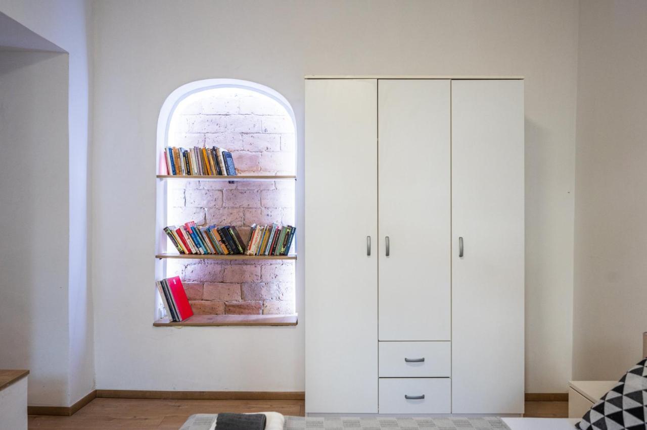 Spacious And Bright 2Bdr Apartment In The Old Town Сараево Екстериор снимка