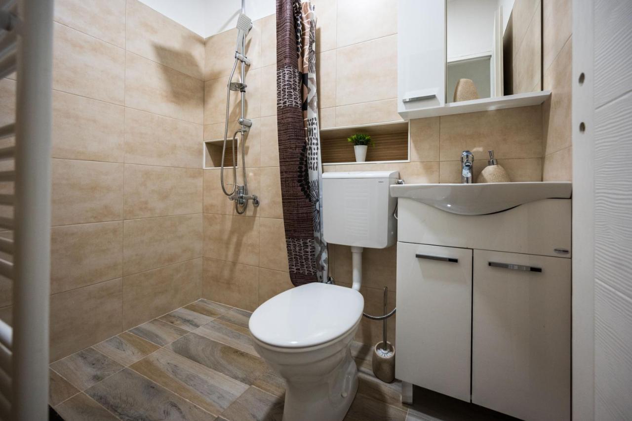 Spacious And Bright 2Bdr Apartment In The Old Town Сараево Екстериор снимка