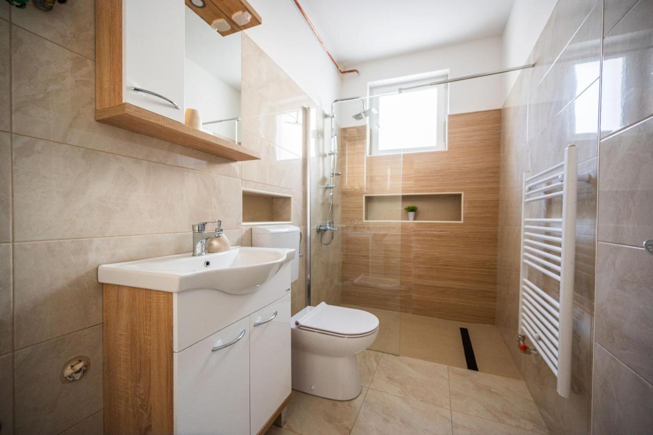 Spacious And Bright 2Bdr Apartment In The Old Town Сараево Екстериор снимка