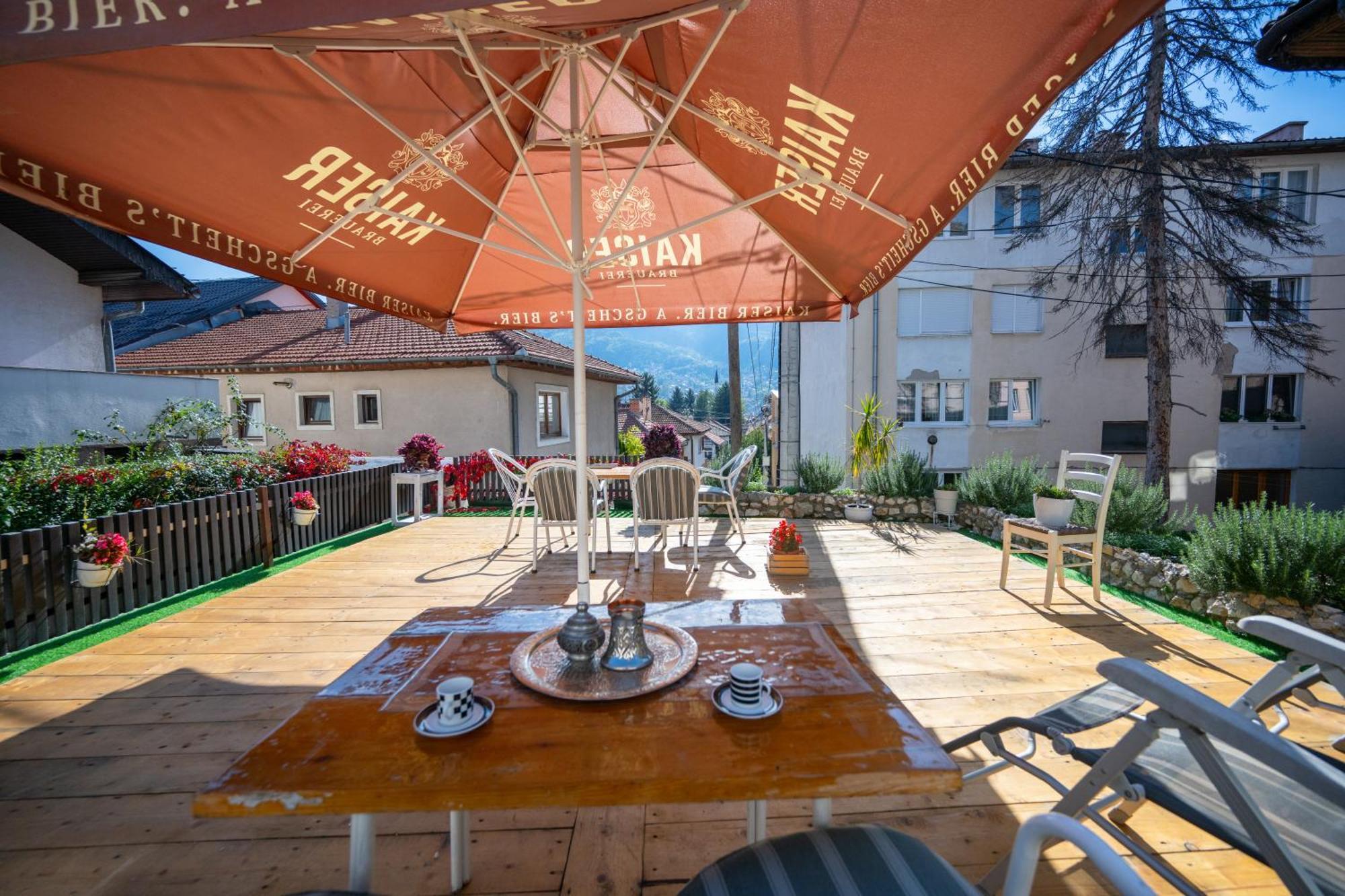 Spacious And Bright 2Bdr Apartment In The Old Town Сараево Екстериор снимка